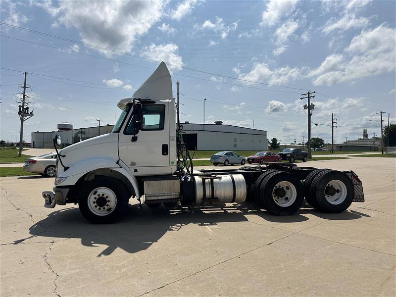 2017 INTERNATIONAL 8600