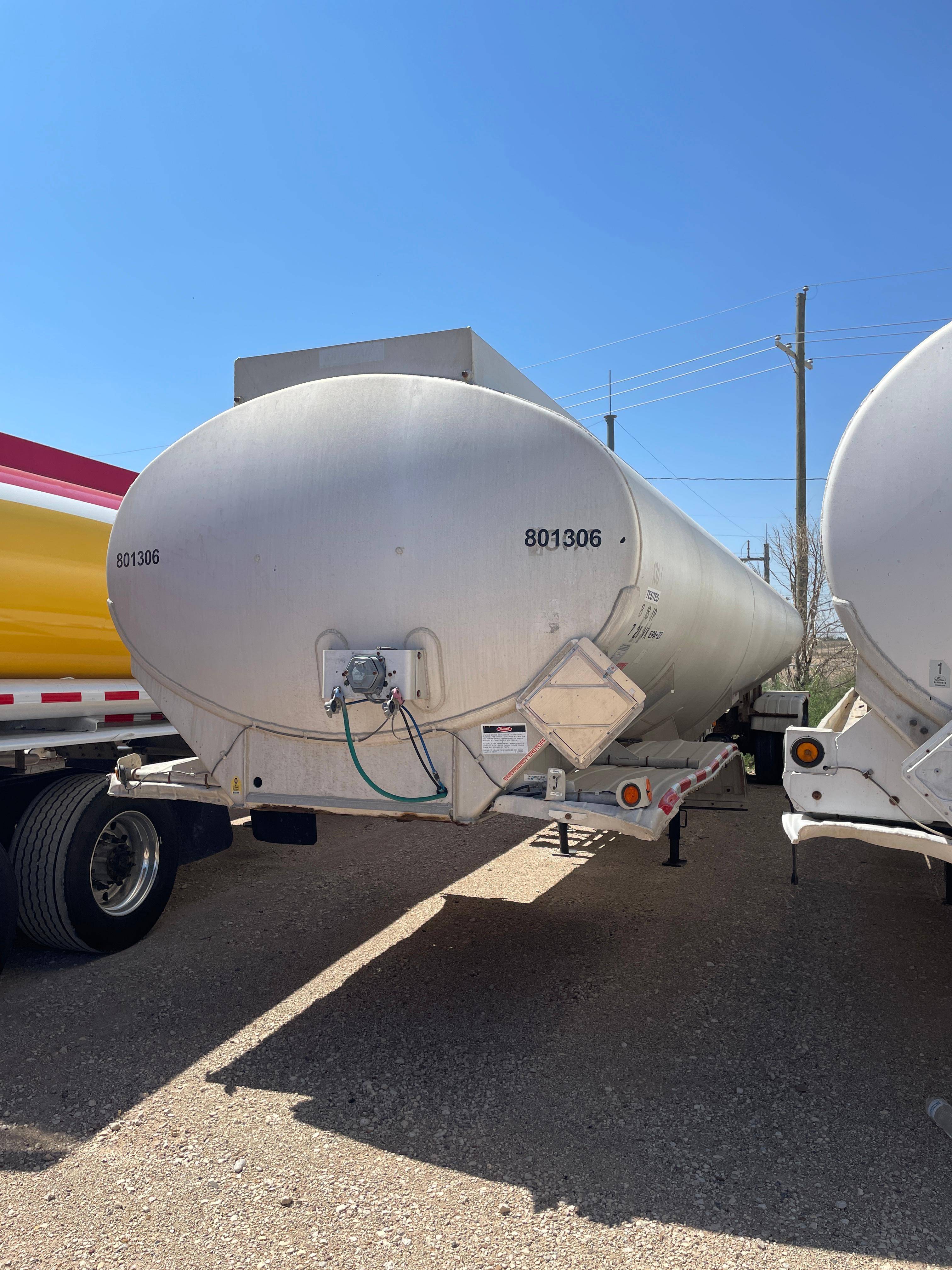 1991 Fruehauf Fuel Trailers