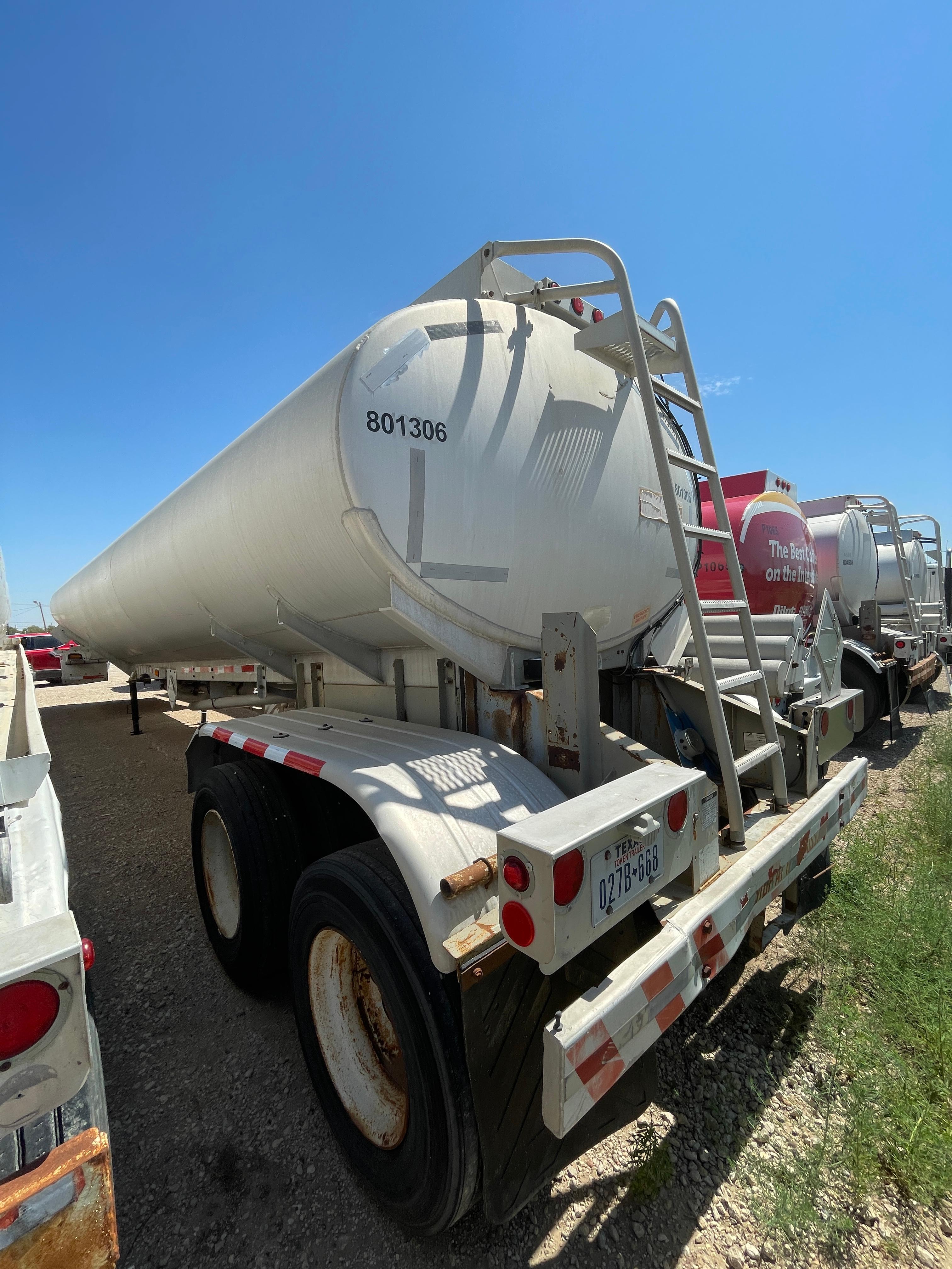 1991 Fruehauf Fuel Trailers