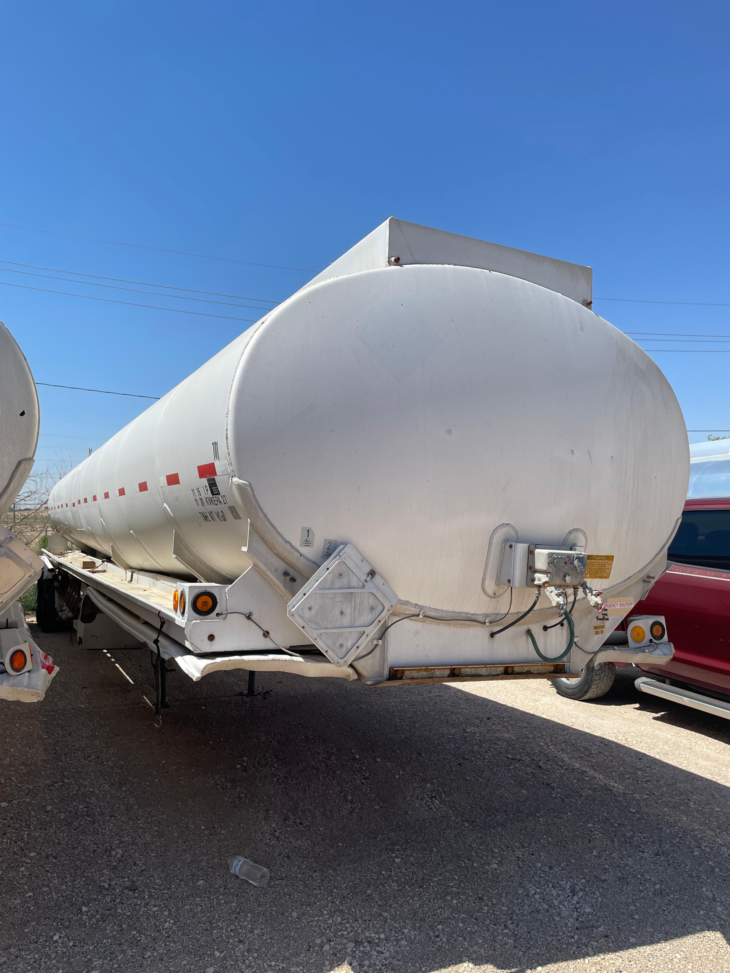 1984 Fruehauf Fuel Trailers